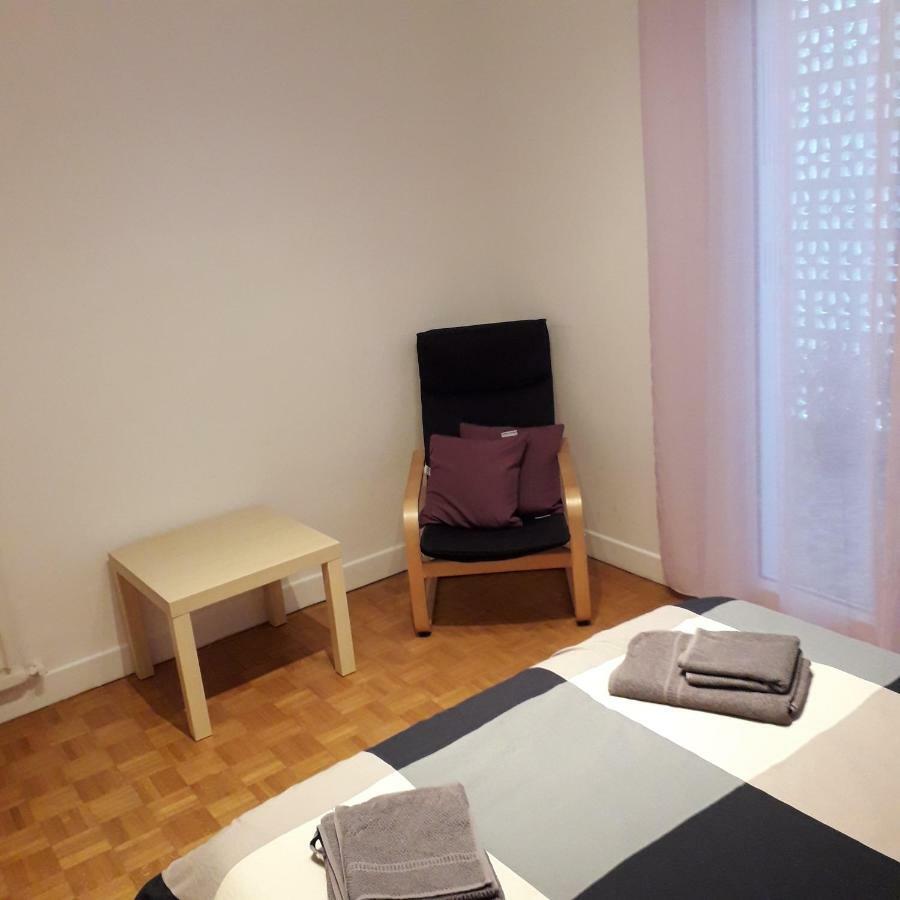 Les Pins . 2 P Calme Et Terrasse Apartment Nizza