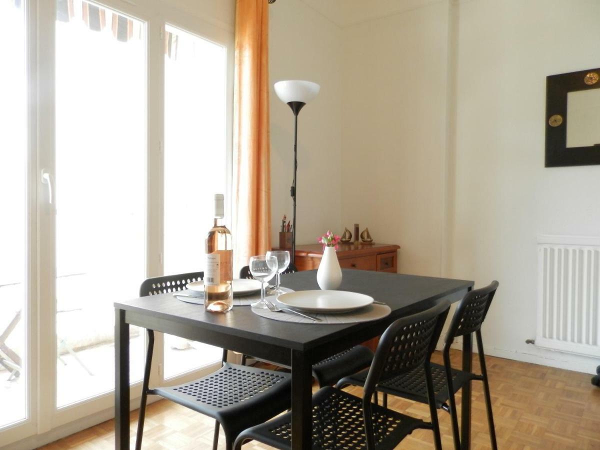 Les Pins . 2 P Calme Et Terrasse Appartement Nice